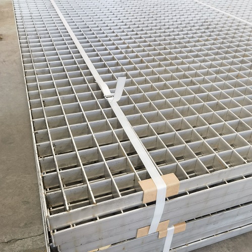 如何辨別劣質(zhì)鋼格板？看這4個(gè)細(xì)節(jié)，避免安全隱患